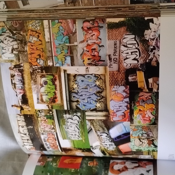 Graffiti World: Street Art from Five Continents - UPDATED EDITION - 2000+ Pics! - Picture 11 of 12